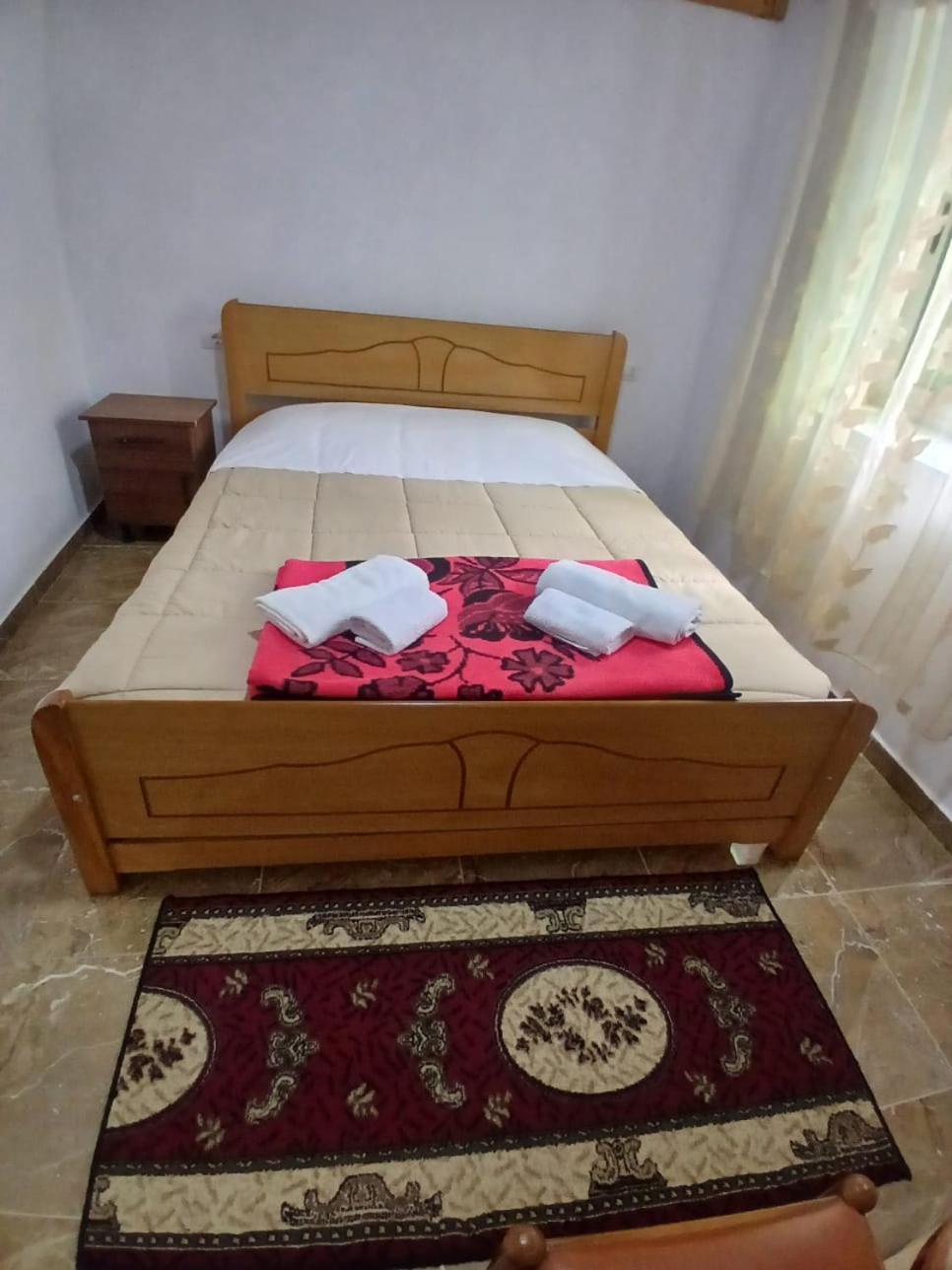 Bujtina Milani Bed & Breakfast Shkoder Exterior photo