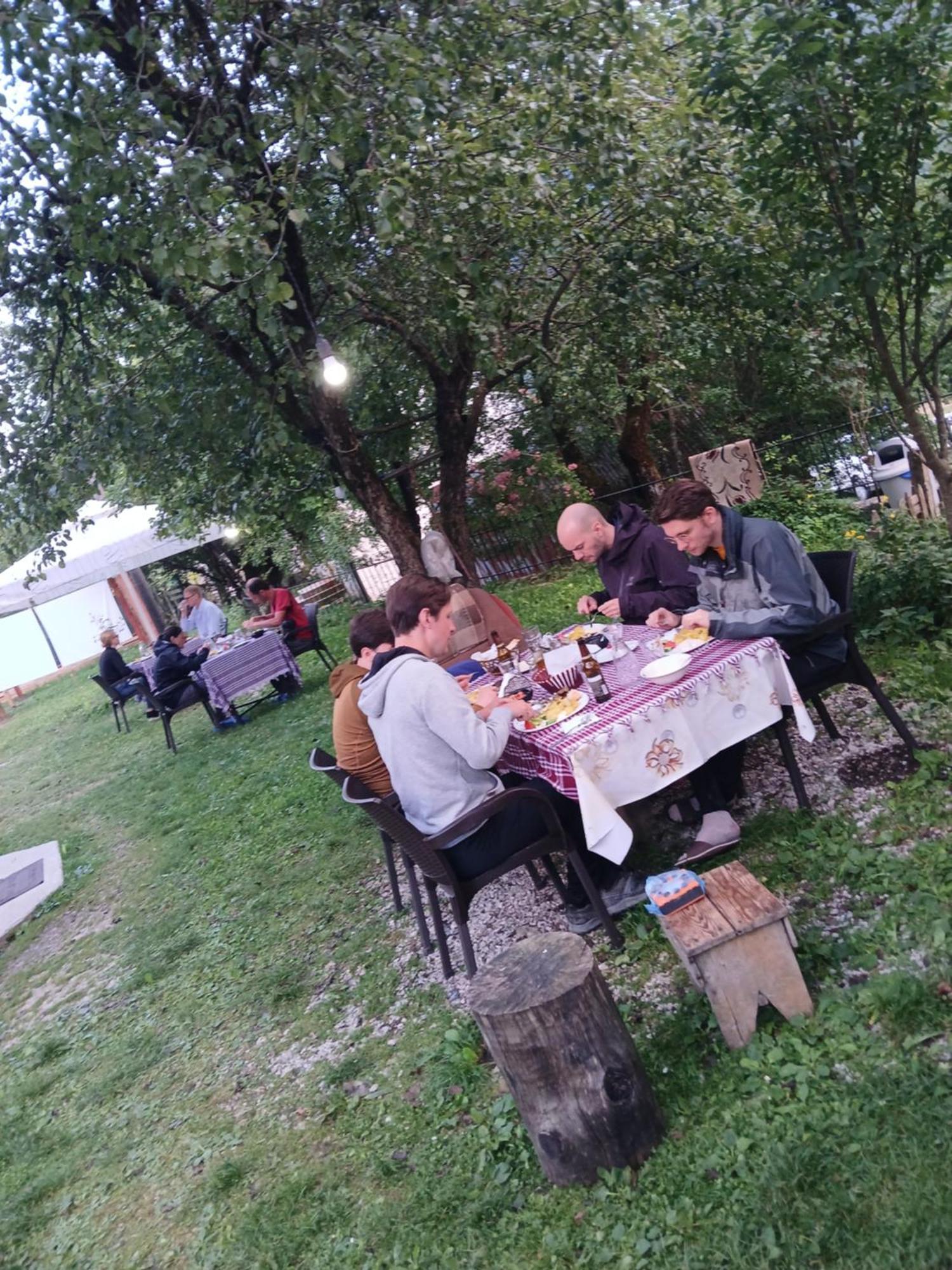 Bujtina Milani Bed & Breakfast Shkoder Exterior photo
